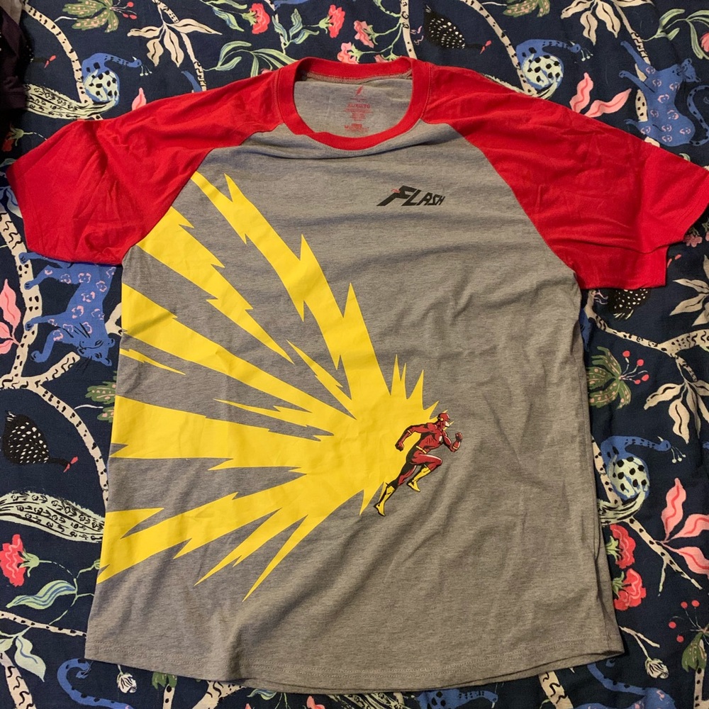 Dc’s the Flash Men’s T-Shirt XL